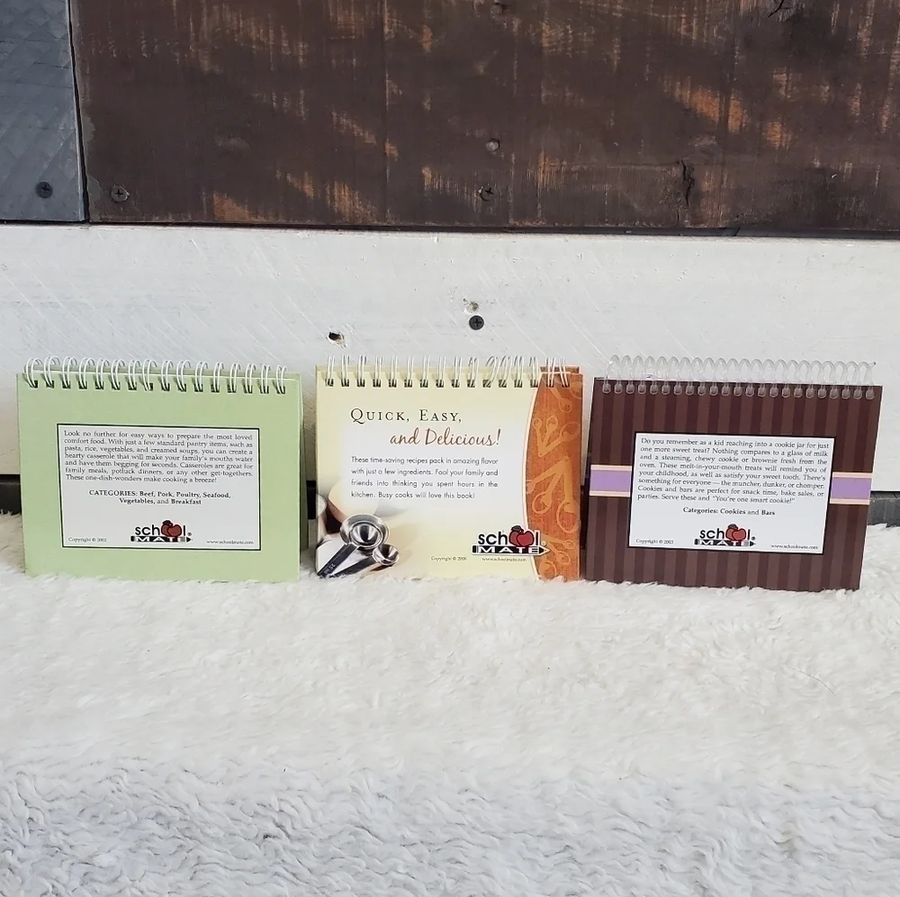 𝅺3 Mini Spiral Hardcover Recipe Cookbooks Casseroles Cookies Bars 5 Ingredients